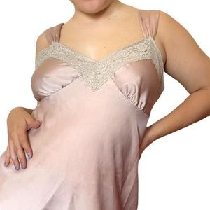 Y2K BABY PINK LACE LINGERIE SILKY CAMI TOP BY NINE & CO. size 12/large-XL